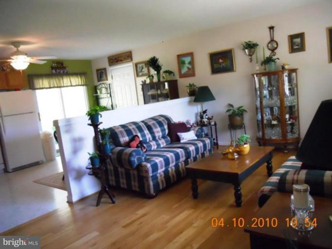 3239 Panhandle Road Front Royal, VA 22630 - Photo 17 of 30 Living Room #3