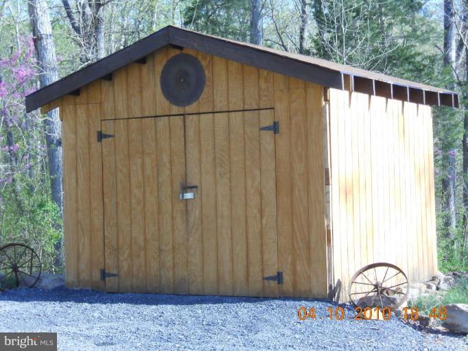 3239 Panhandle Road Front Royal, VA 22630 - Photo 9 of 30 Shed