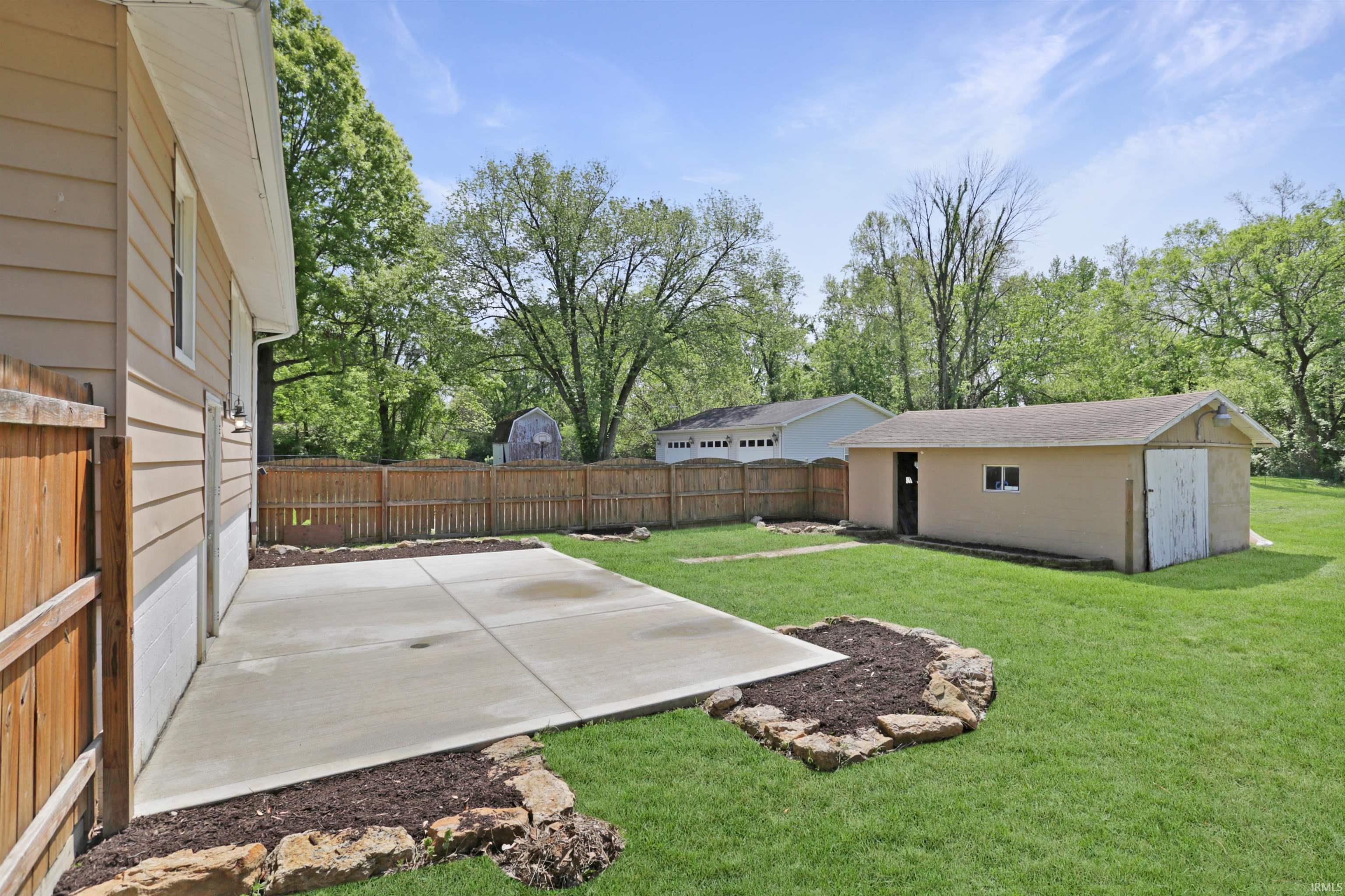 3900 Hogue Road Evansville, IN 47712 - Photo 23 of 27 Gallery Image 23