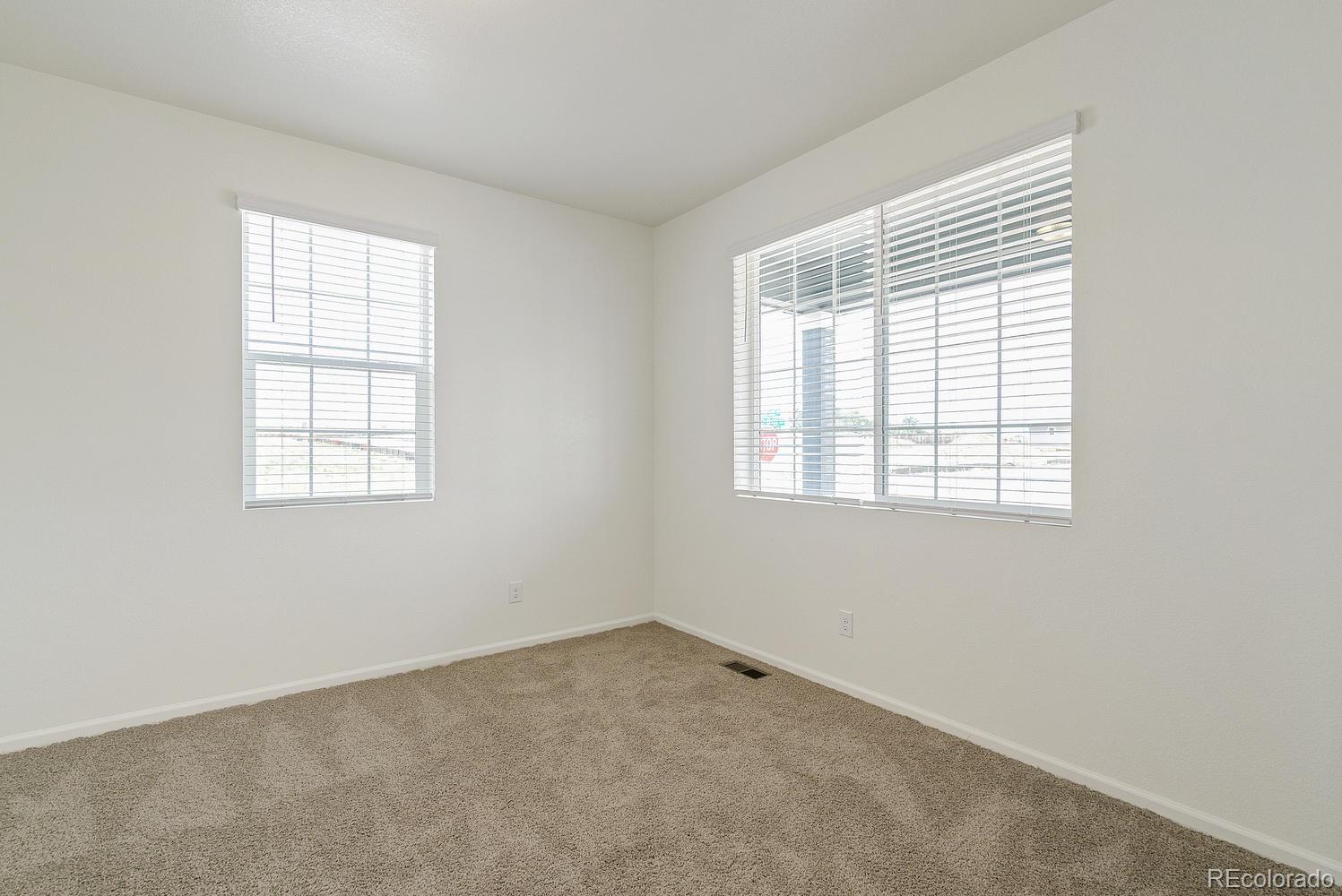 1255 Sun River Road Berthoud, CO 80513 - Photo 3 of 24 Gallery Image 3
