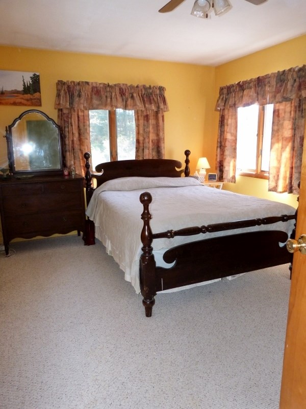 8265 Platte Road Beulah, MI 49617 - Photo 19 of 34 1831776-18.JPG