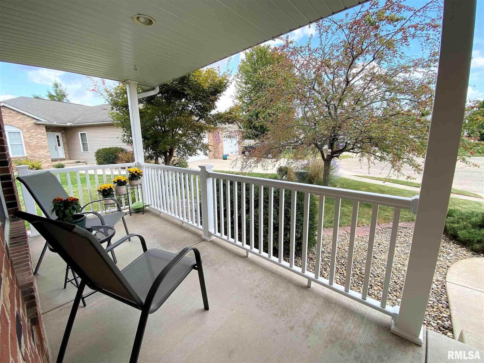 513 Bristol Court Rochester, IL 62563 - Photo 4 of 26