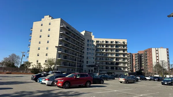 $2,000 | 133 Commander Shea Boulevard, Unit 113, Quincy, MA 02171