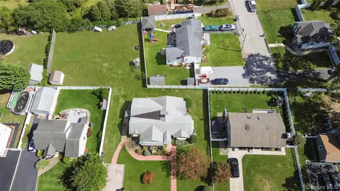 $629,990 | 87 Whitman Avenue, Islip, NY 11751