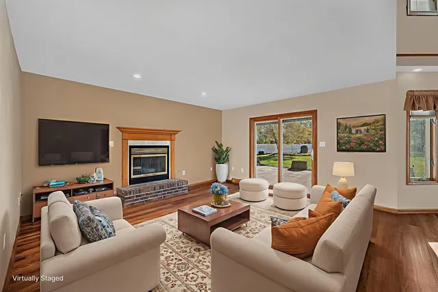 $475,000 | 24605 South River Trail, Channahon, IL 60410