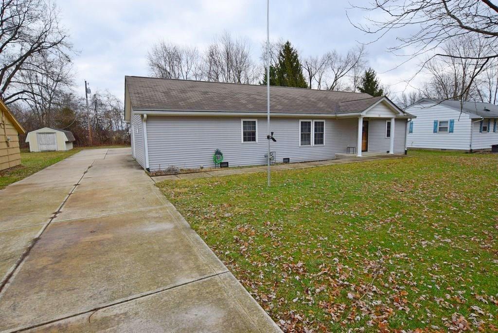118 East Central Way Pendleton, IN 46064 - Photo 2 of 33