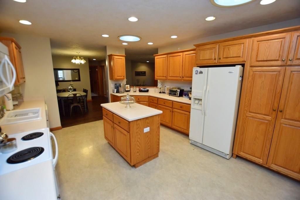 118 East Central Way Pendleton, IN 46064 - Photo 11 of 33