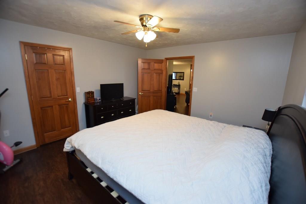 118 East Central Way Pendleton, IN 46064 - Photo 19 of 33