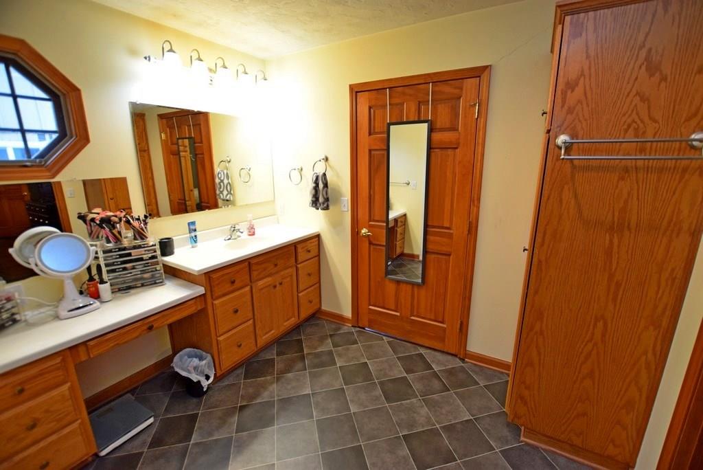 118 East Central Way Pendleton, IN 46064 - Photo 20 of 33