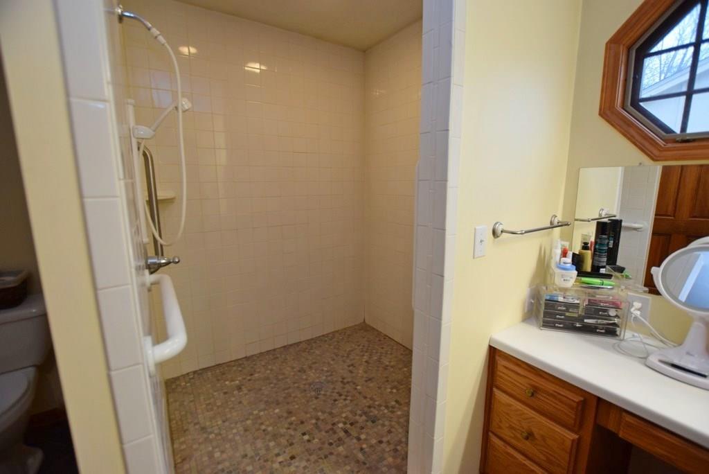 118 East Central Way Pendleton, IN 46064 - Photo 23 of 33