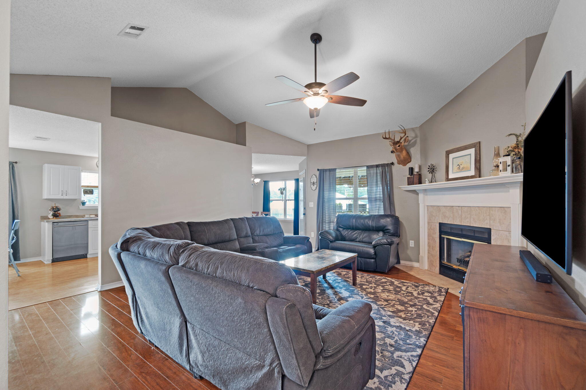 4833 Young Road Crestview, FL 32539 - Photo 8 of 38 6-web-or-mls-Final-16