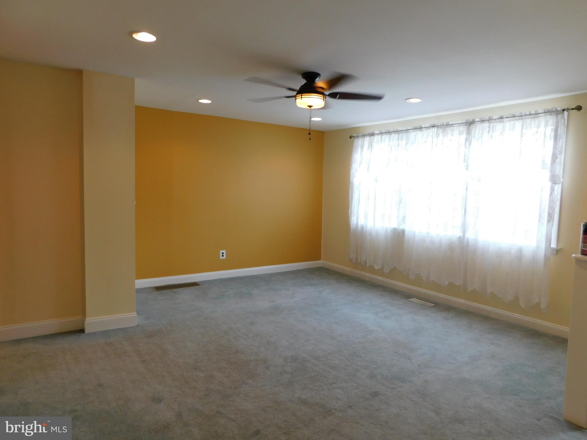 11803 Basile Road Philadelphia, PA 19154 - Photo 6 of 14 Gallery Image 6