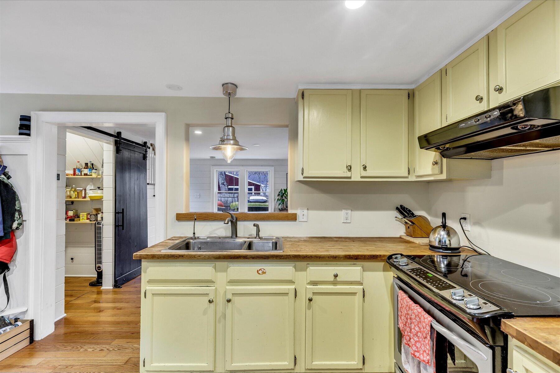 34 Weir Road Yarmouth Port, MA 02675 - Photo 14 of 48 50-Y1A4122