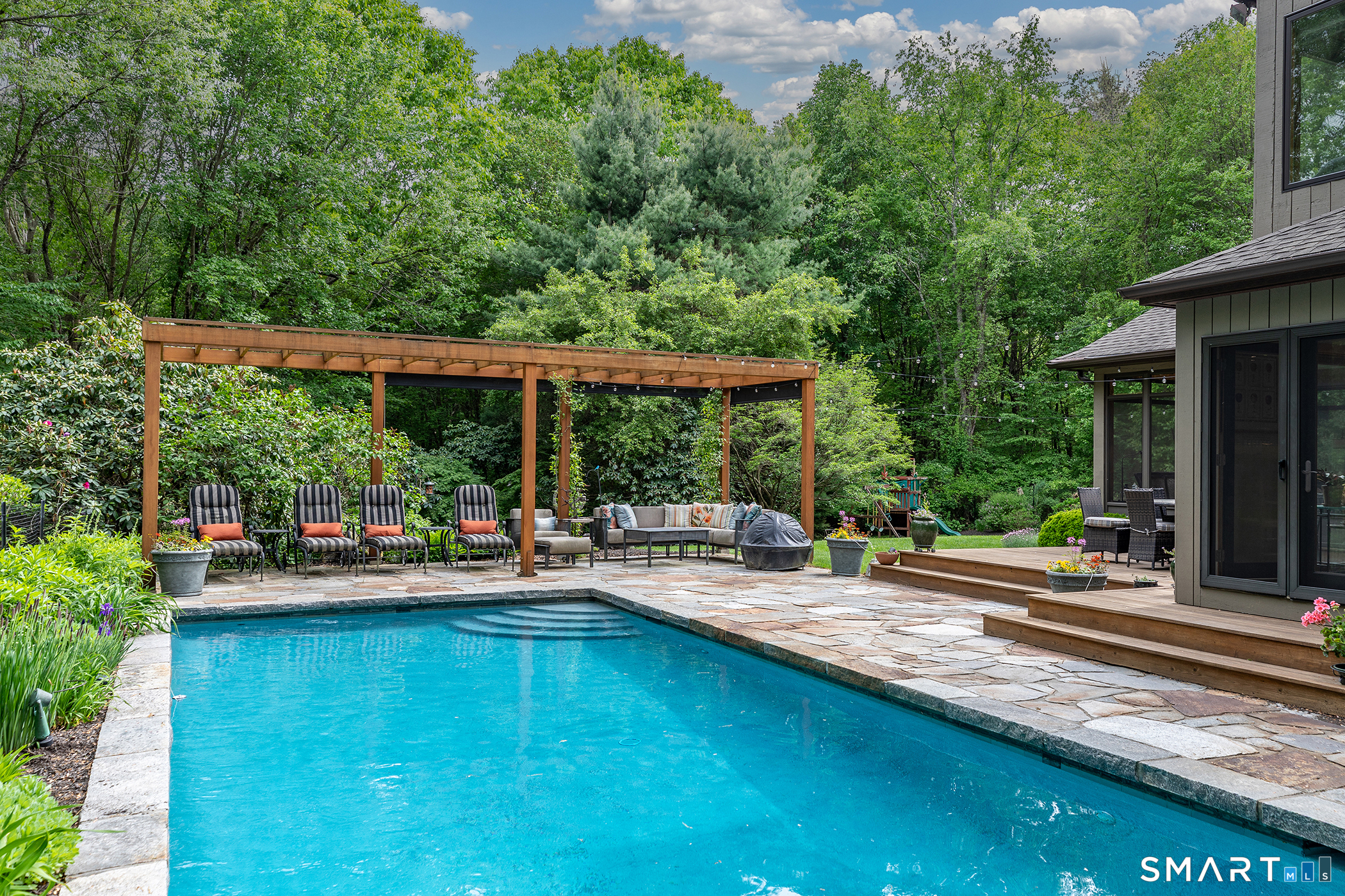 51 Long Meadow Road Bethlehem, CT 06751 - Photo 3 of 39