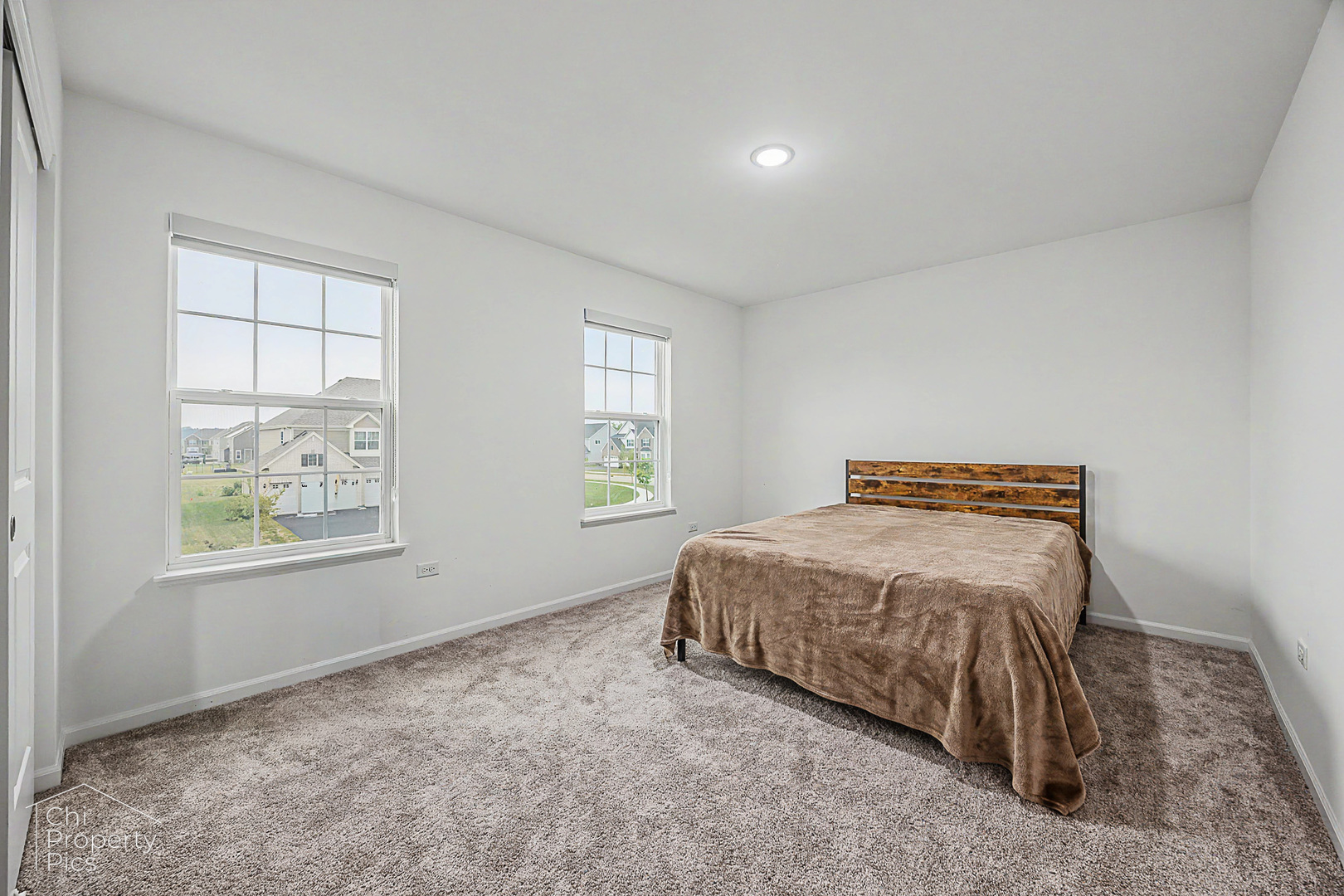 3646 Edelweiss Road Elgin, IL 60124 - Photo 15 of 36 Gallery Image 15