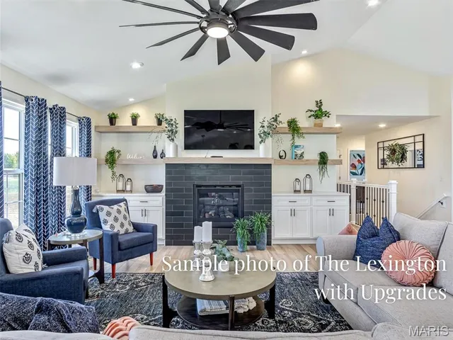 $415,950 | 347 Jenny Court, Waterloo, IL 62298