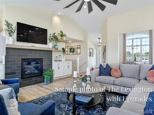 $415,950 | 347 Jenny Court, Waterloo, IL 62298