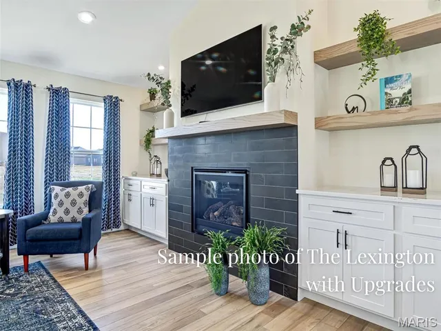 $415,950 | 347 Jenny Court, Waterloo, IL 62298