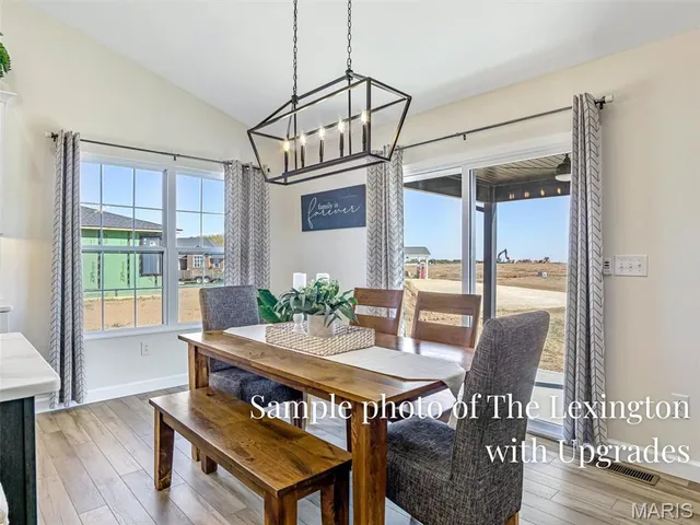 $415,950 | 347 Jenny Court, Waterloo, IL 62298