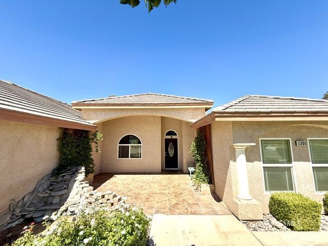 1201 Carolyn Street Ridgecrest, CA 93555 - Photo 3 of 36