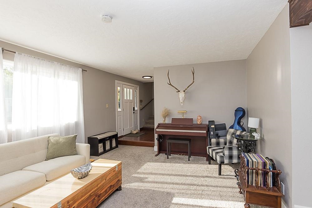 230 Jade Street Rock Springs, WY 82901 - Photo 3 of 47