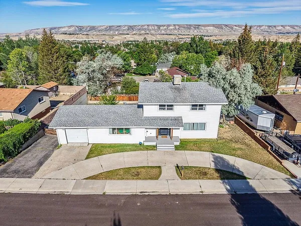 $399,500 | 230 Jade Street, Rock Springs, WY 82901