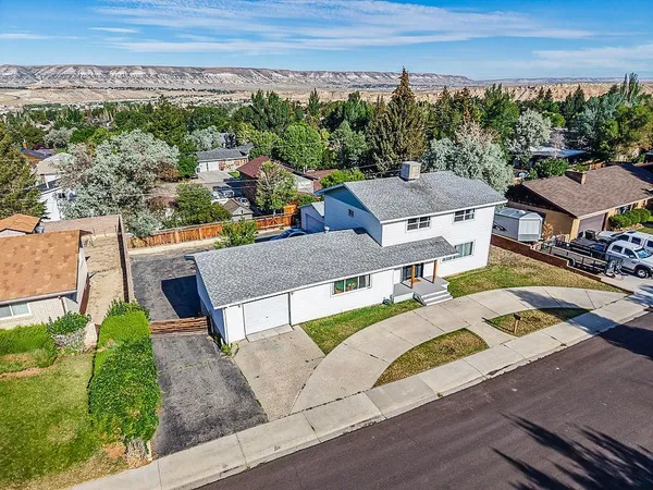 $399,500 | 230 Jade Street, Rock Springs, WY 82901