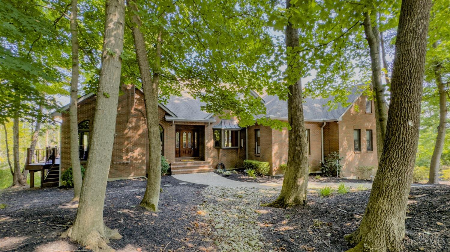 3831 Sunburst Ridge Lane Cincinnati, OH 45248 - Photo 2 of 44