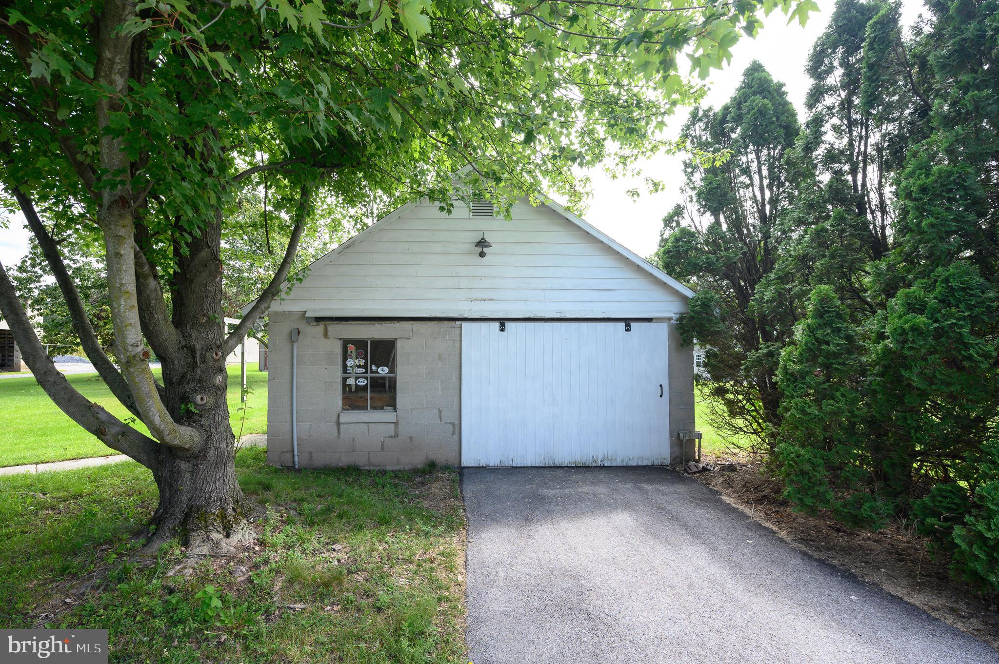 135 Hunterstown Road Gettysburg, PA 17325 - Photo 21 of 25