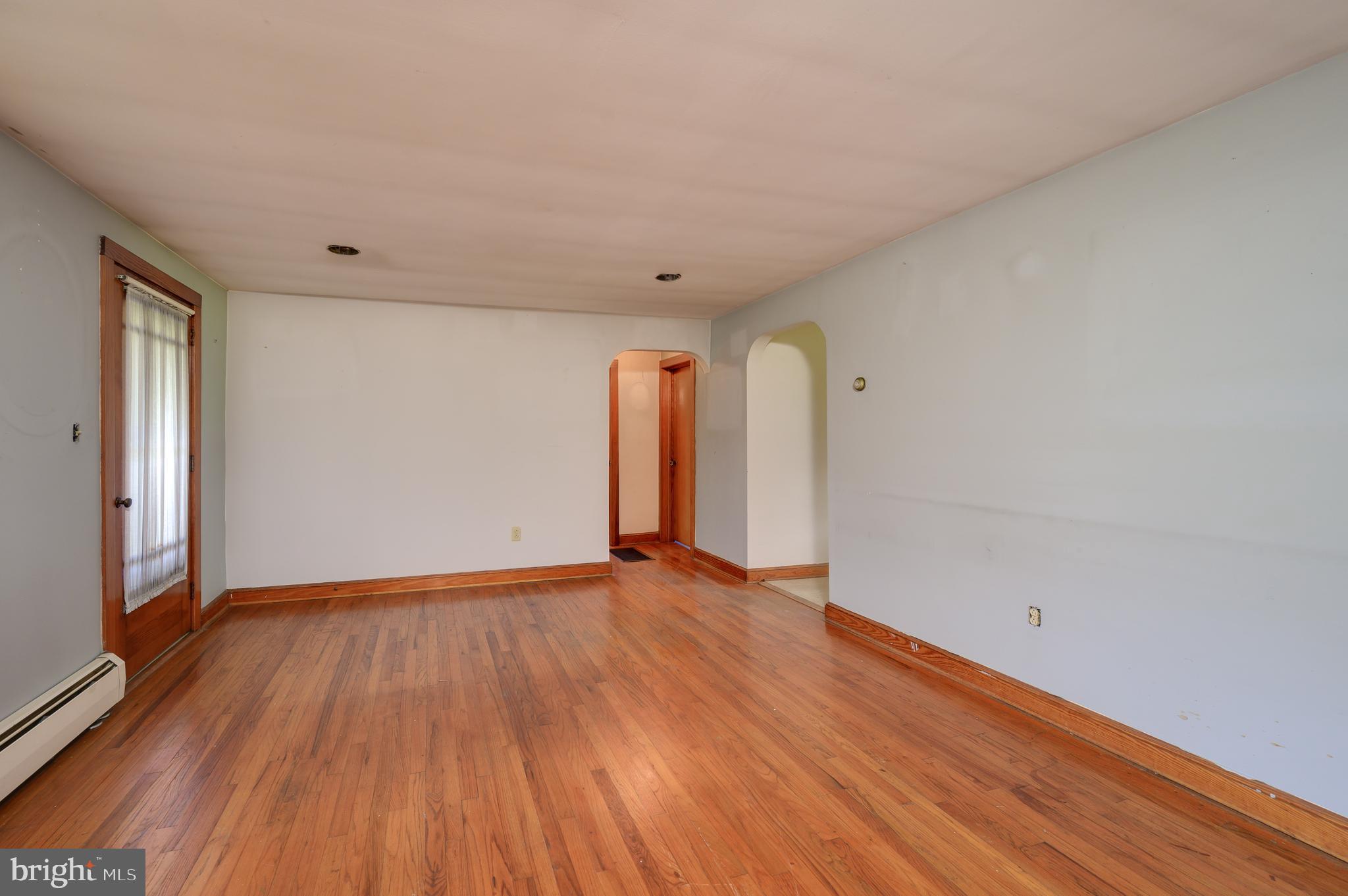 135 Hunterstown Road Gettysburg, PA 17325 - Photo 4 of 25