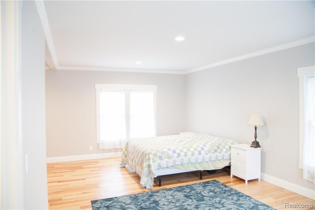 1674 East Romeo Road Oakland, MI 48363 - Photo 22 of 53 First floor master suite