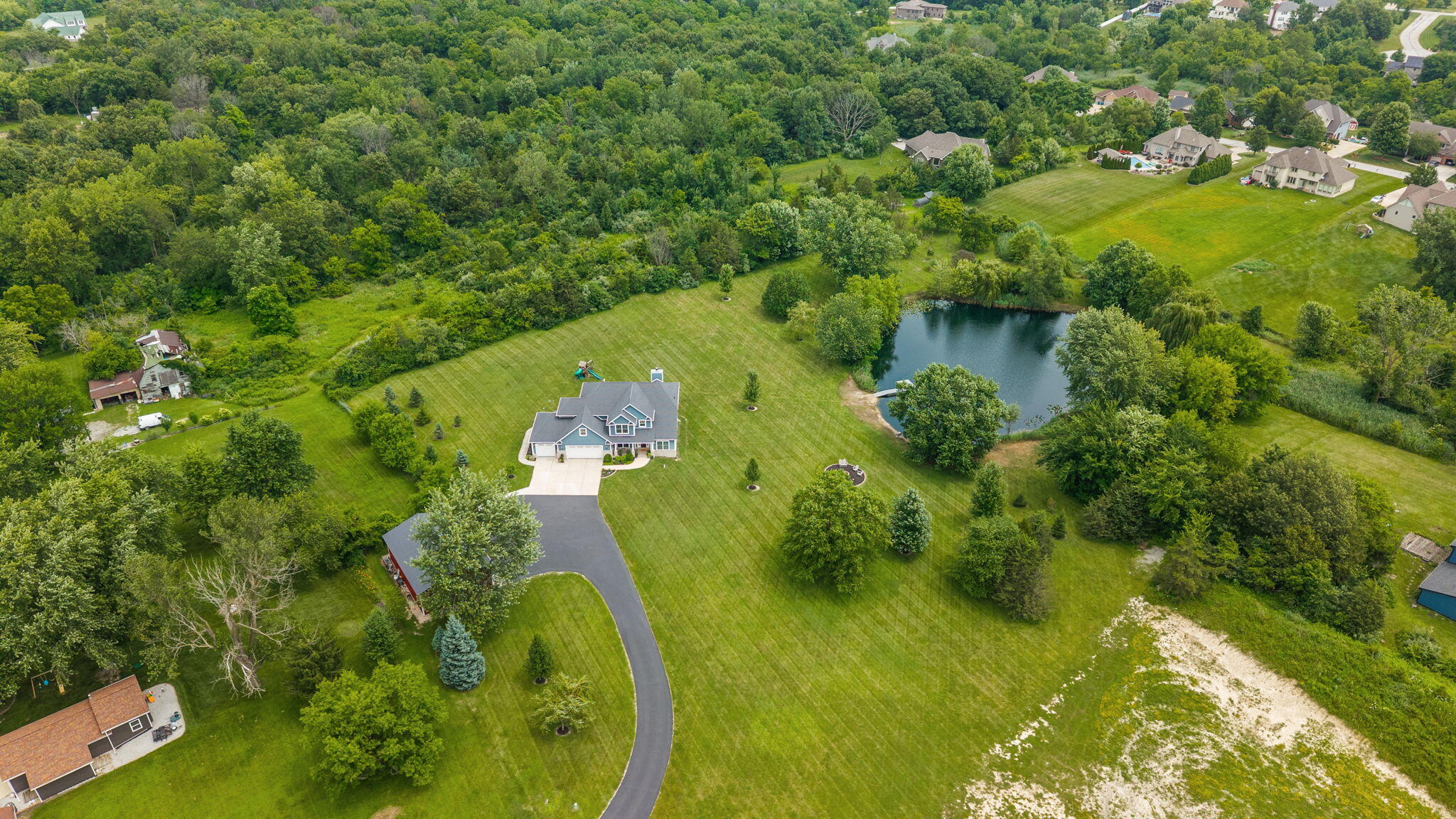 11845 Burr Street Crown Point, IN 46307 - Photo 75 of 83 2048x1152
