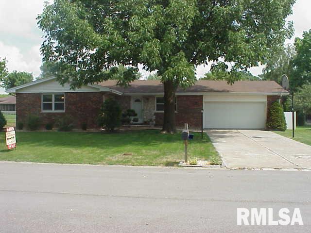 3827 Greenfield Road Quincy, IL 62305 - Photo 1 of 5 Gallery Image 1