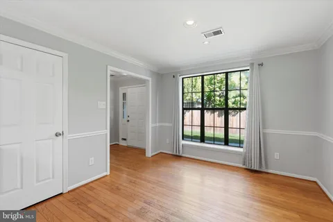 $399,000 | 101 Montgomery Avenue, Unit B2, Bala Cynwyd, PA 19004