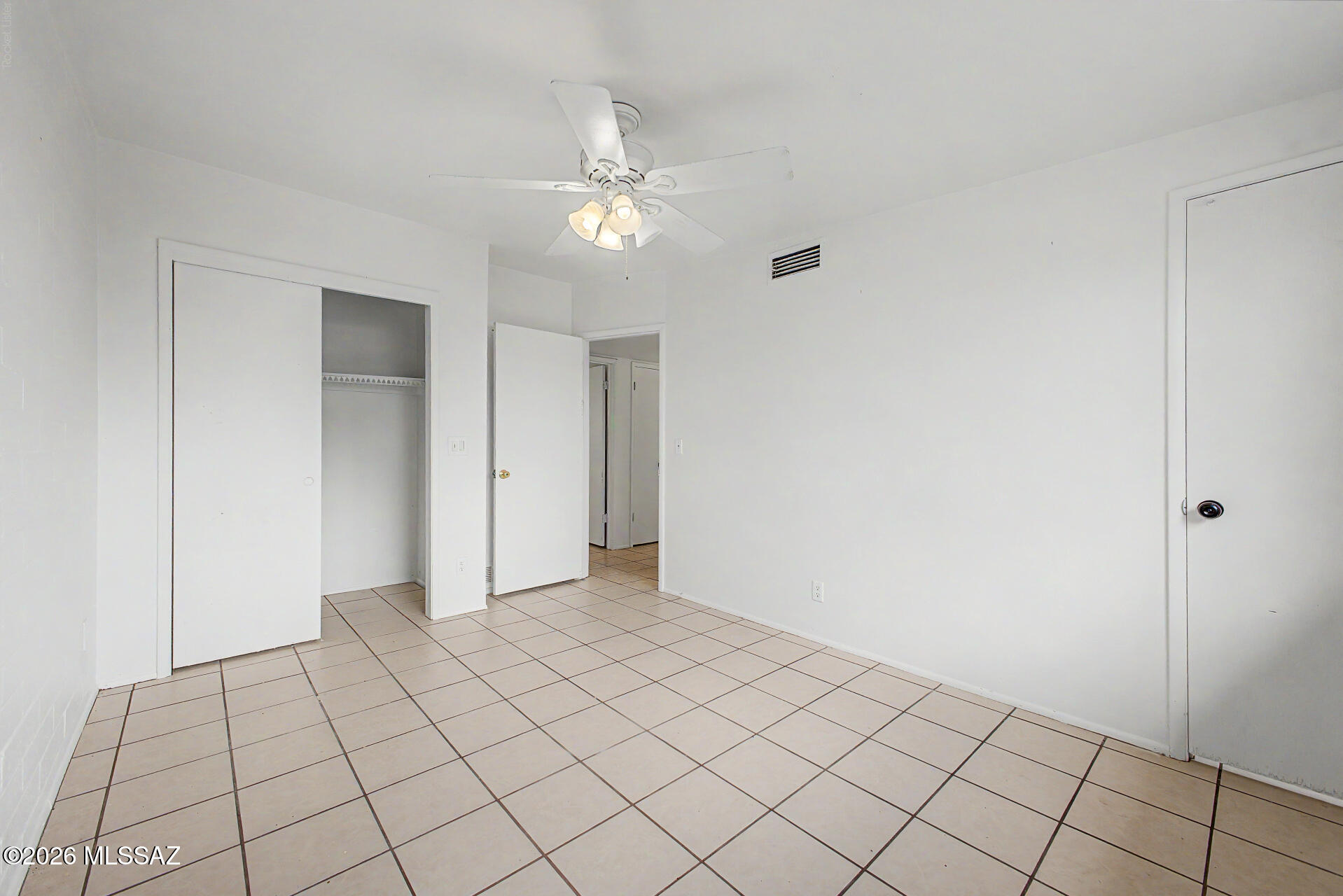 1841 West Caravelle Road Tucson, AZ 85713 - Photo 15 of 24 15 - Caravelle
