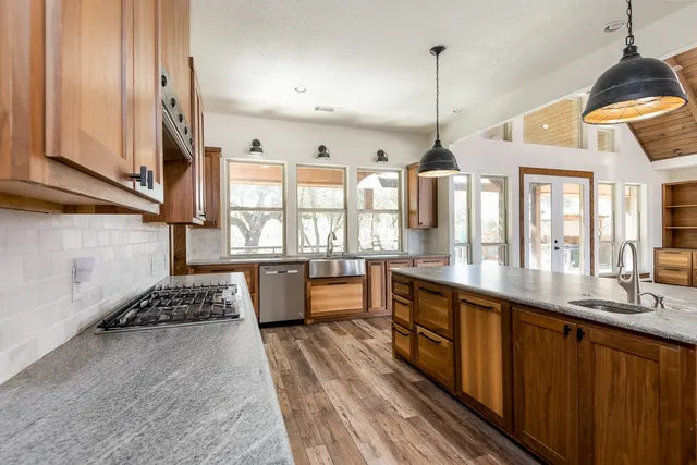 $752,000 | 201 Ash Juniper Way, Bertram, TX 78605