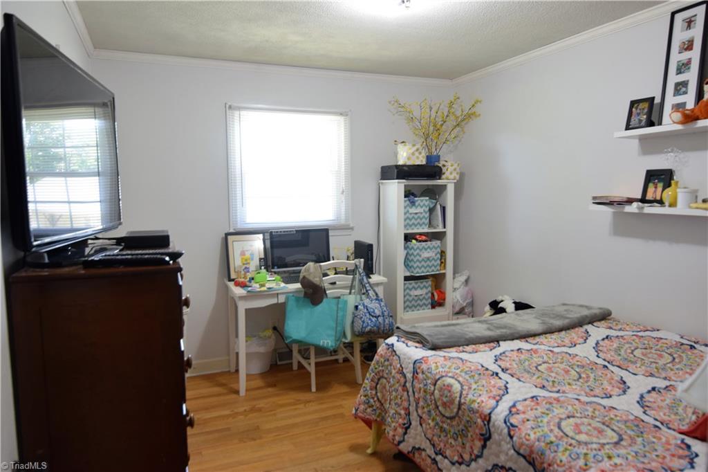 207 Shoals Road Pinnacle, NC 27043 - Photo 10 of 13 Gallery Image 10