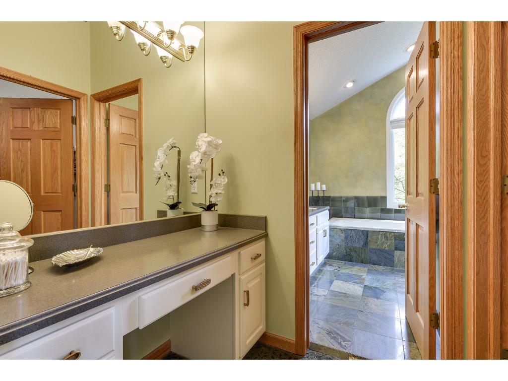 6618 Cherokee Trail West Eden Prairie, MN 55344 - Photo 13 of 22 Gallery Image 13