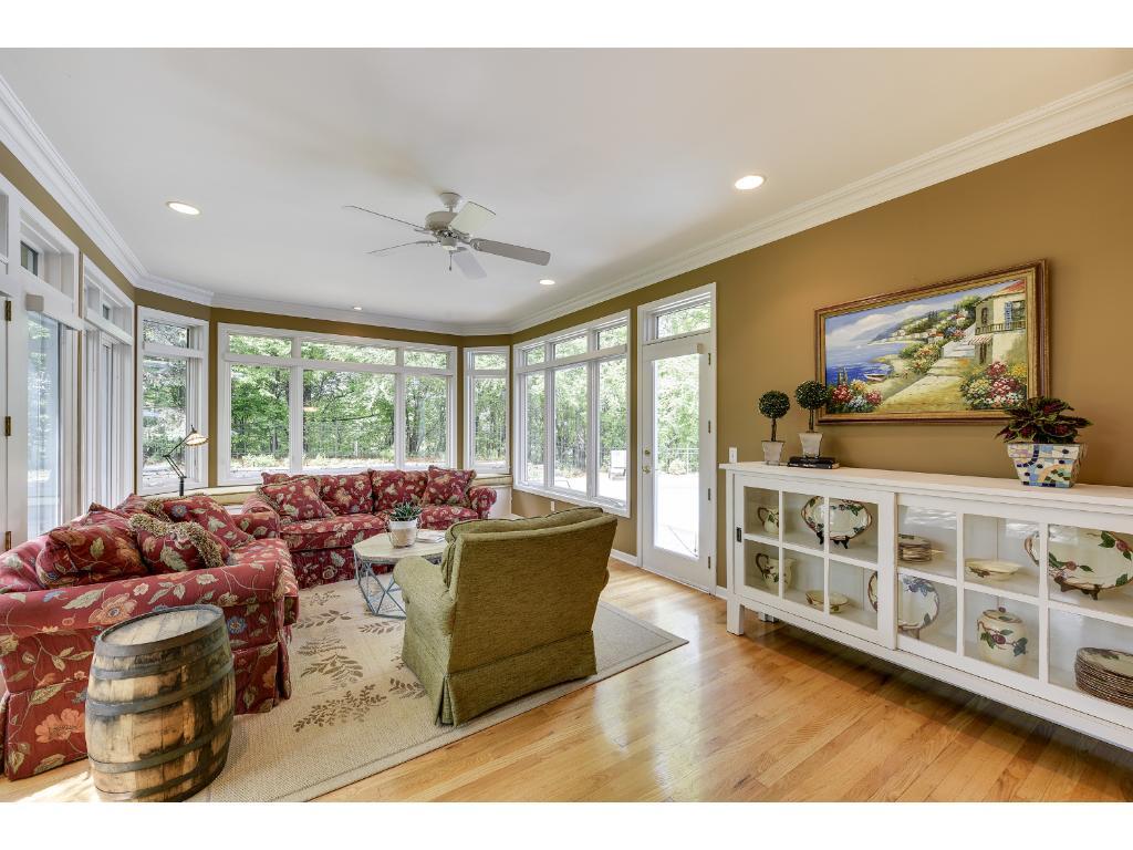 6618 Cherokee Trail West Eden Prairie, MN 55344 - Photo 4 of 22 Gallery Image 4
