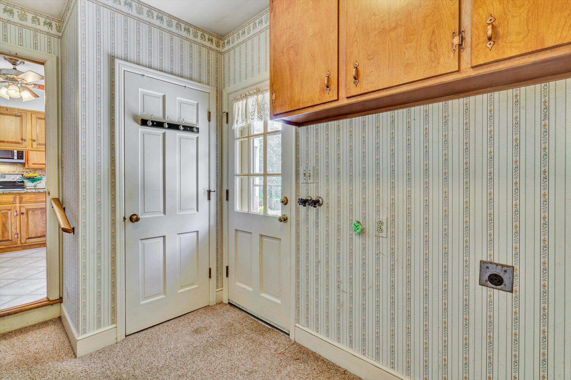 5521 McVitty Road Roanoke, VA 24018 - Photo 17 of 49 17-100120210012