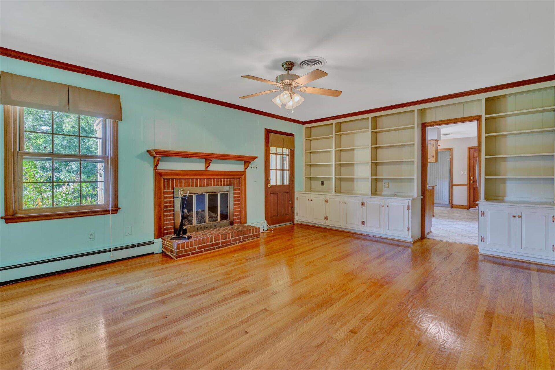 5521 McVitty Road Roanoke, VA 24018 - Photo 21 of 49 21-100120210016