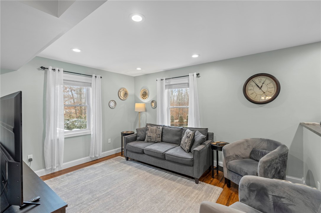 660 Lake Road Tiverton, RI 02878 - Photo 37 of 50