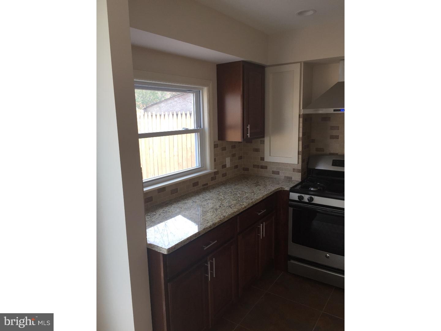 12139 Rambler Road Philadelphia, PA 19154 - Photo 4 of 17