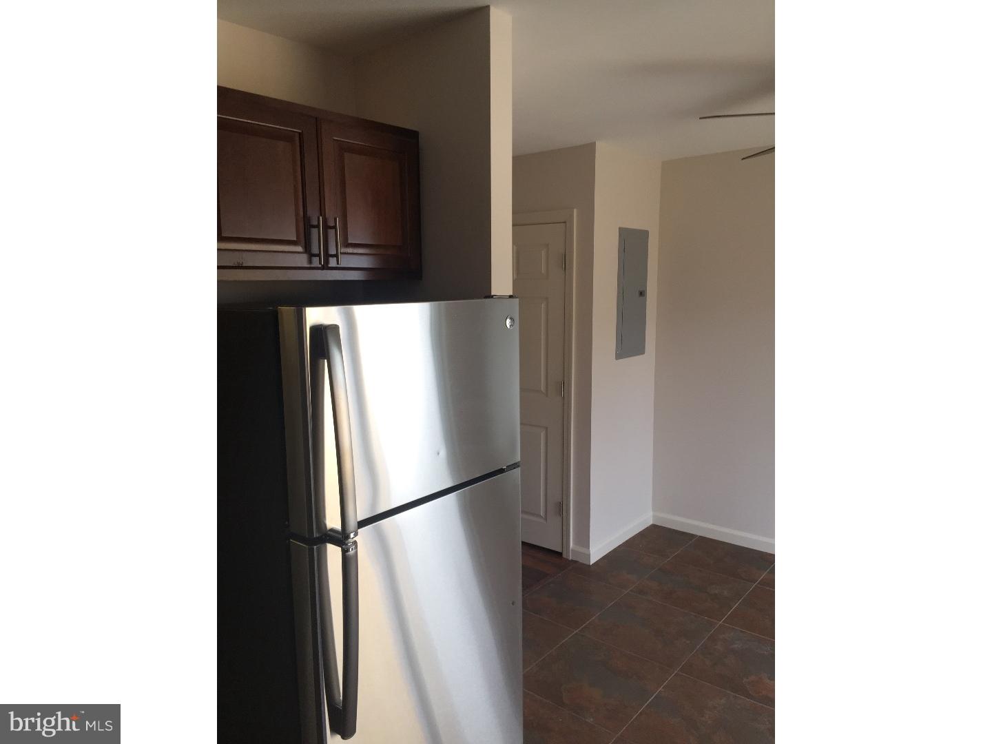 12139 Rambler Road Philadelphia, PA 19154 - Photo 5 of 17