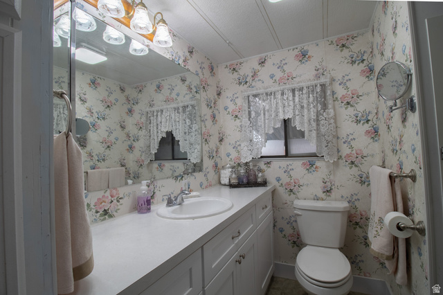 77 West Alta View Way Sandy, UT 84070 - Photo 16 of 43