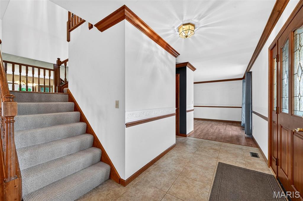 20 Huntington Parkway St. Charles, MO 63301 - Photo 3 of 34