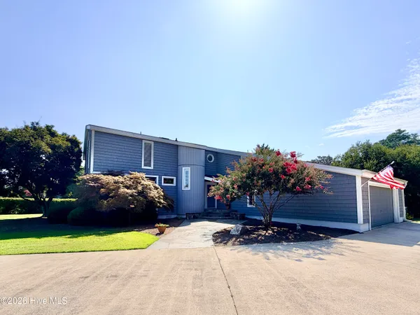 $475,000 | 205 Austin Point Drive, Washington, NC 27889