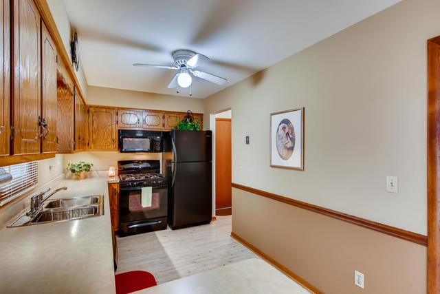 904 South Cooper Road New Lenox, IL 60451 - Photo 10 of 27