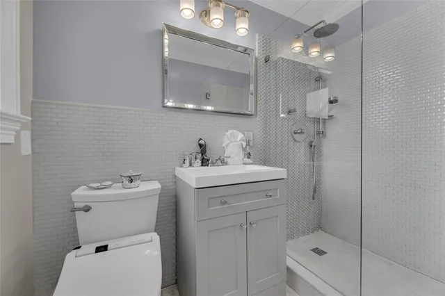 $24,995 | 272 Imperial Lane, Lauderdale-by-the-Sea, FL 33308