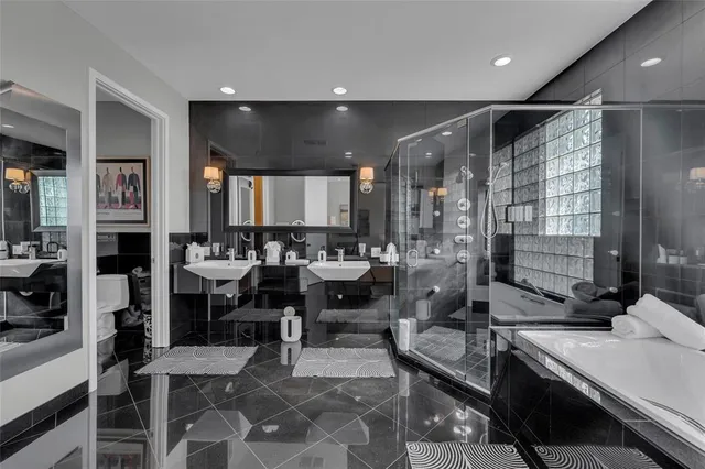 $24,995 | 272 Imperial Lane, Lauderdale-by-the-Sea, FL 33308